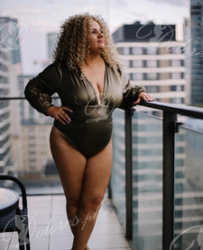 Nikol kilka dni.Po 22 -ej,cena 300zł nie odpisuje na sms-a