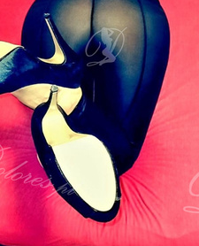 Długonogą masazystka