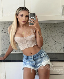 Miss Lara — Kraków