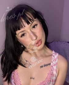 Twoja Siostra - Weronika - kamerki, ocenki, fotki i filmiki