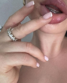 Młodziutka Napalona Oliwia