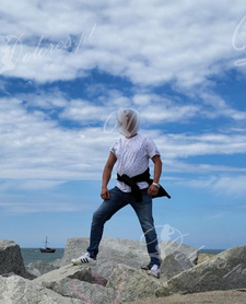 Rozpieszcza cię dotykiem